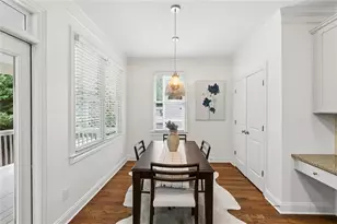 1634 Gilstrap Ln NW, Atlanta, GA 30318 - Photo 21