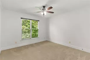 2452 Walkers Glen Ln, Buford, GA 30519 - Photo 27