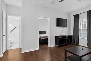 1021 Ada Ave NW, Atlanta, GA 30318 - Photo 3