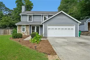 527 Paden Dr, Lawrenceville, GA 30044 - Photo 1