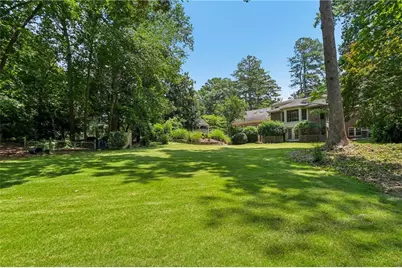 3135 Spalding Drive, Atlanta, GA 30350 - Photo 33