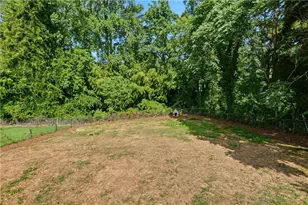 2628 Toni Pl SW, Marietta, GA 30060 - Photo 27