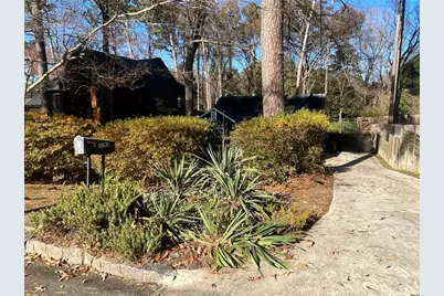 1192 Kingsley Circle NE, Atlanta, GA 30324 - Photo 7