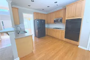 12442 Waterside Dr, Alpharetta, GA 30004 - Photo 5