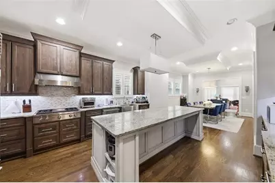 1041 Pine Grove Avenue NE, Atlanta, GA 30319 - Photo 3