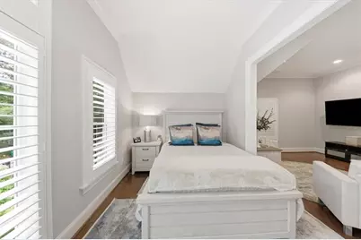 1041 Pine Grove Avenue NE, Atlanta, GA 30319 - Photo 29