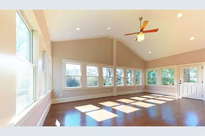 1041 Pine Grove Avenue NE, Atlanta, GA 30319 - Photo 19