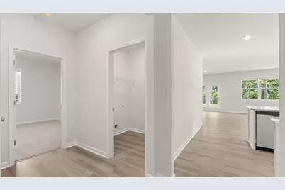 2999 Daxton Lane, Gainesville, GA 30507 - Photo 5