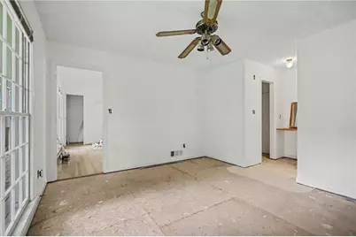 1236 De Leon Court, Clarkston, GA 30021 - Photo 9
