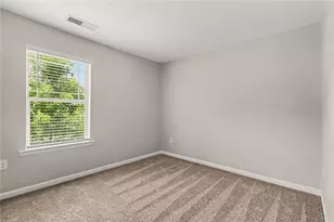 165 Southwind Cir, Newnan, GA 30265 - Photo 13