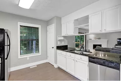 1850 Coachman Cove SW, Snellville, GA 30078 - Photo 3