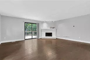 1850 Coachman Cove SW, Snellville, GA 30078 - Photo 3