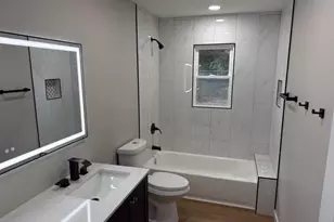 2675 Lantern Ln, Atlanta, GA 30349 - Photo 19