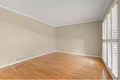 2185 Wenlok Trail NE, Marietta, GA 30066 - Photo 27
