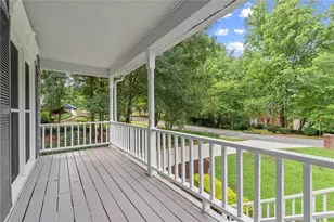 2185 Wenlok Trail NE, Marietta, GA 30066 - Photo 9