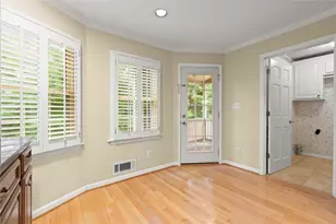 2185 Wenlok Trail NE, Marietta, GA 30066 - Photo 17