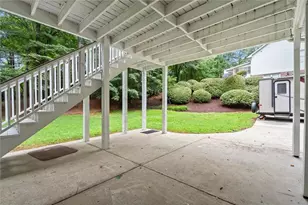 2185 Wenlok Trail NE, Marietta, GA 30066 - Photo 45