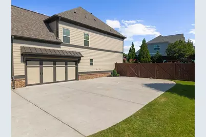 111 Sierra Circle, Woodstock, GA 30188 - Photo 5