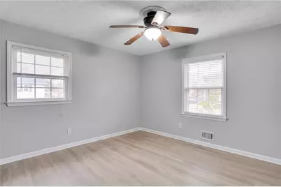 528 Old Tucker Road, Stone Mountain, GA 30087 - Photo 13