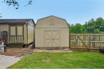 4852 Arrowhead Trail West SW, Lilburn, GA 30047 - Photo 43