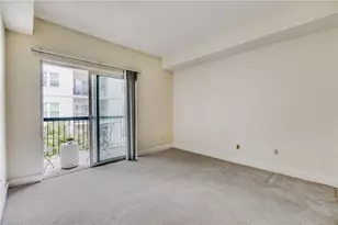 1075 Peachtree Walk NE, Atlanta, GA 30309 - Photo 15