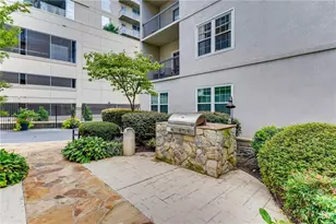 1075 Peachtree Walk NE, Atlanta, GA 30309 - Photo 21