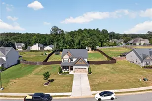 61 Moriah Woods Dr, Auburn, GA 30011 - Photo 3