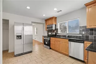 3036 Peeler Rd, Atlanta, GA 30360 - Photo 5