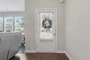 4270 Sunny Oak Ln, Norcross, GA 30071 - Photo 5