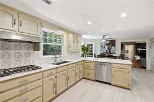 5027 Castlewood Dr SW, Lilburn, GA 30047 - Photo 7