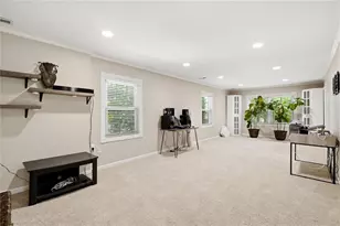 5027 Castlewood Dr SW, Lilburn, GA 30047 - Photo 25