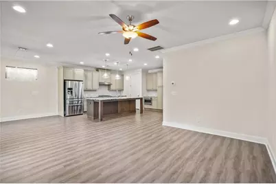 1011 Towneship Way, Roswell, GA 30075 - Photo 9