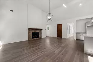 225 Arbor Garden Cir, Newnan, GA 30265 - Photo 5