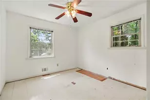 1229 Deleon Ct, Clarkston, GA 30021 - Photo 27