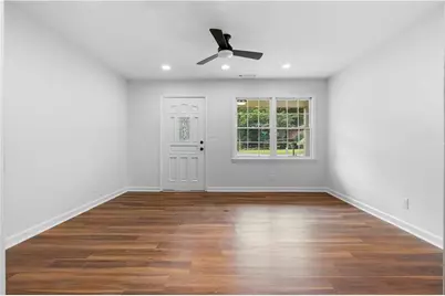 5270 Longmeadow Lane, Atlanta, GA 30349 - Photo 7