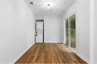 5270 Longmeadow Lane, Atlanta, GA 30349 - Photo 9