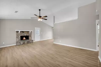 2848 Rocky Pointe Way, Snellville, GA 30078 - Photo 5