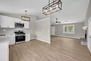 2848 Rocky Pointe Way, Snellville, GA 30078 - Photo 13