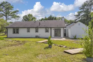2848 Rocky Pointe Way, Snellville, GA 30078 - Photo 31