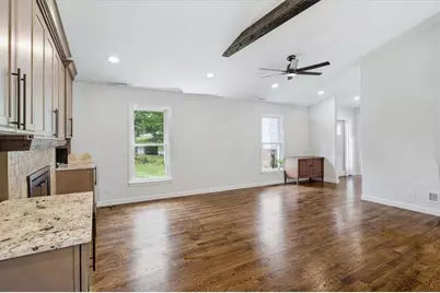 8 Rhodes Drive SE, Marietta, GA 30068 - Photo 15