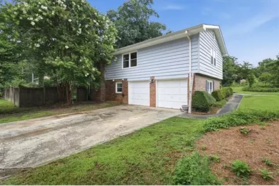 8 Rhodes Drive SE, Marietta, GA 30068 - Photo 35