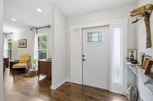 8 Rhodes Dr SE, Marietta, GA 30068 - Photo 9