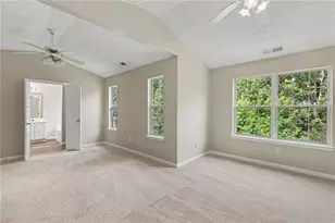 8550 Lake Meadow Dr, Union City, GA 30291 - Photo 5