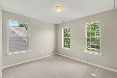 8550 Lakemeadow Drive, Union City, GA 30291 - Photo 19