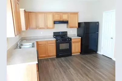 2379 Tullamore Circle, Snellville, GA 30039 - Photo 9