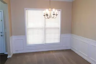 2379 Tullamore Cir, Snellville, GA 30039 - Photo 5