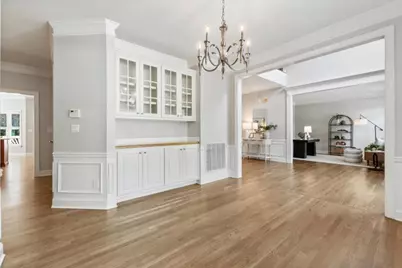 10420 Sugar Crest Avenue, Johns Creek, GA 30097 - Photo 17