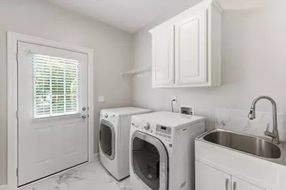 10420 Sugar Crest Avenue, Johns Creek, GA 30097 - Photo 33