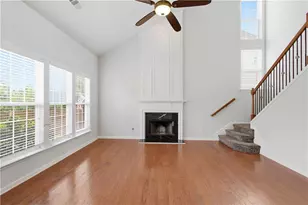 703 Aroura Dr, Woodstock, GA 30188 - Photo 3