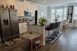 556 Amarante Cir, Lawrenceville, GA 30046 - Photo 5